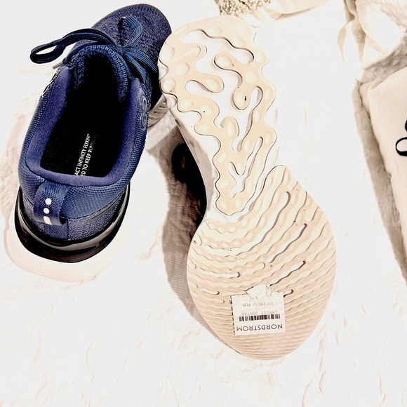 React Infinity Run Flyknit 2 Running Shoes NWT unisex - Picture 7 of 13